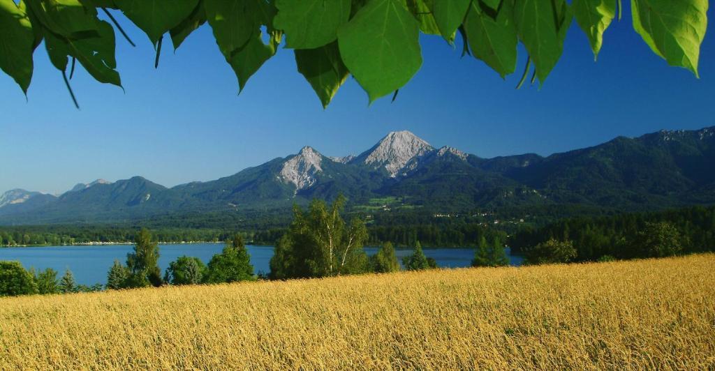 Hotel-Pension Melcher Drobollach am Faakersee Ngoại thất bức ảnh
