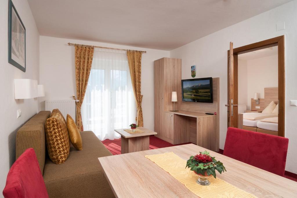 Hotel-Pension Melcher Drobollach am Faakersee Phòng bức ảnh